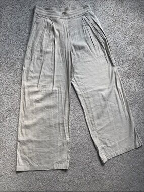 INC International Concepts Light Gray Wide-Leg Pleated Women's Pants